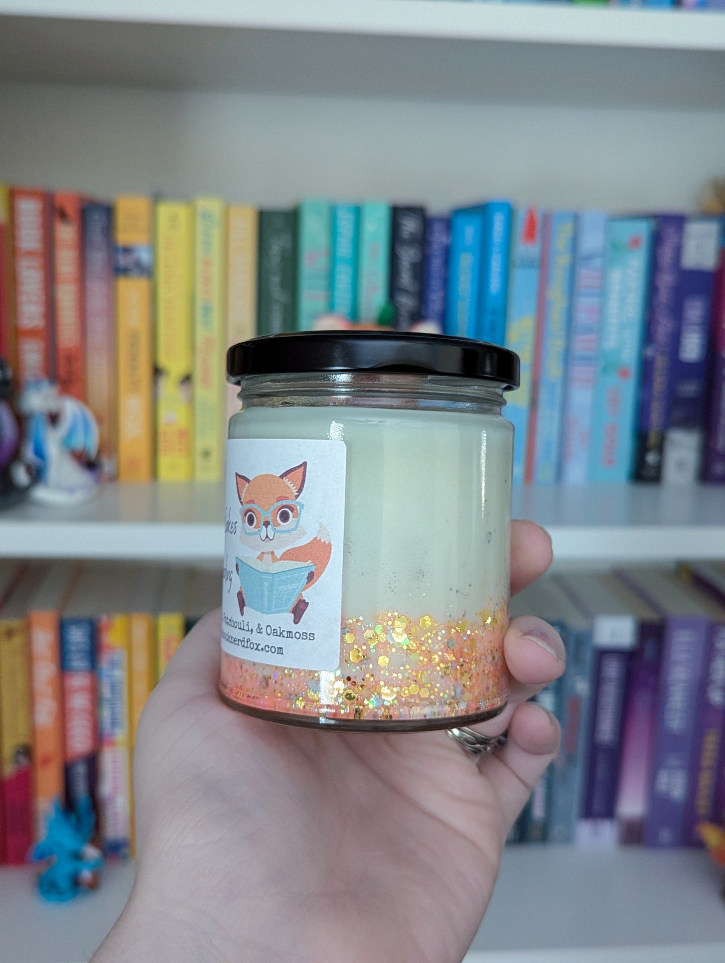 For Fox Sakes Candle - Sandalwood, Patchouli, & Oakmoss