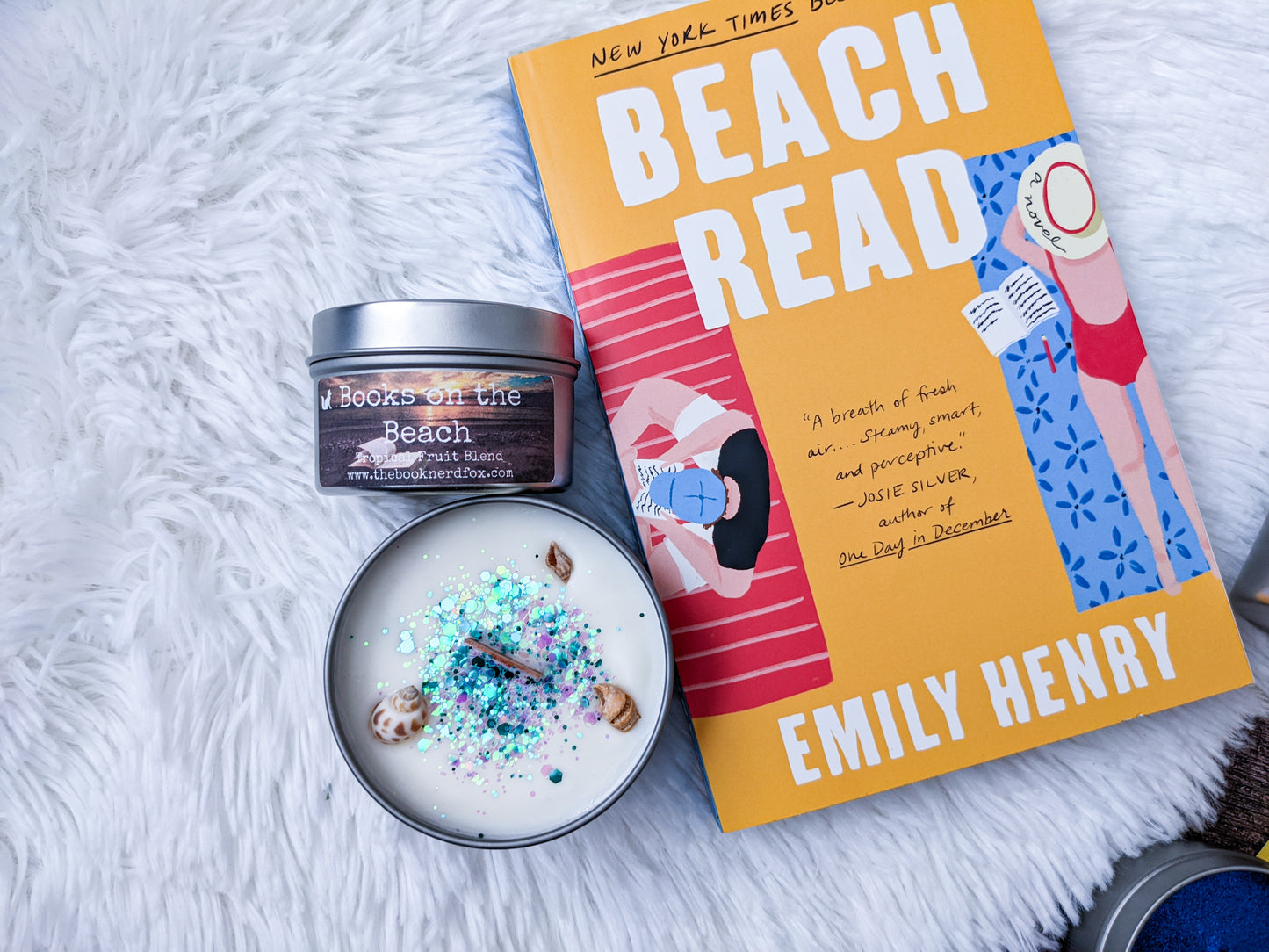Books on the Beach, Tropical Fruit Blend Scented Candle